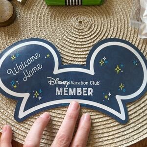 Disney Navy and White Welcome Home Member Magnet